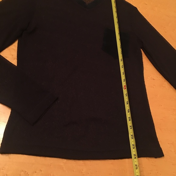 VIA METRO Long Sleeve Shirt. Small to Medium - Picture 12 of 14
